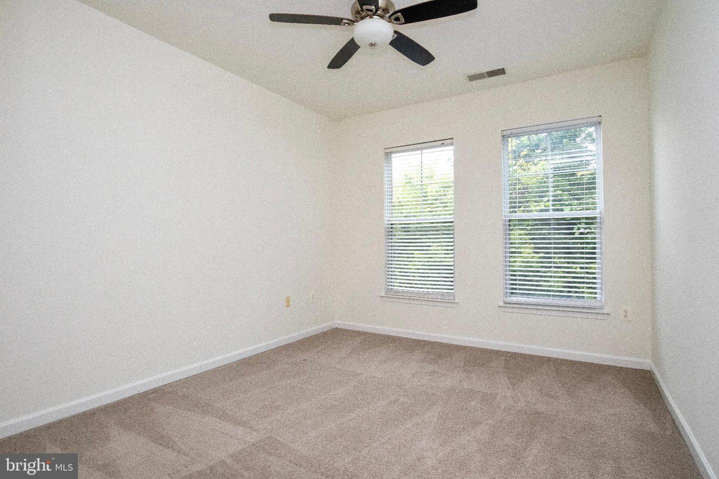 2 bedroom condo property image