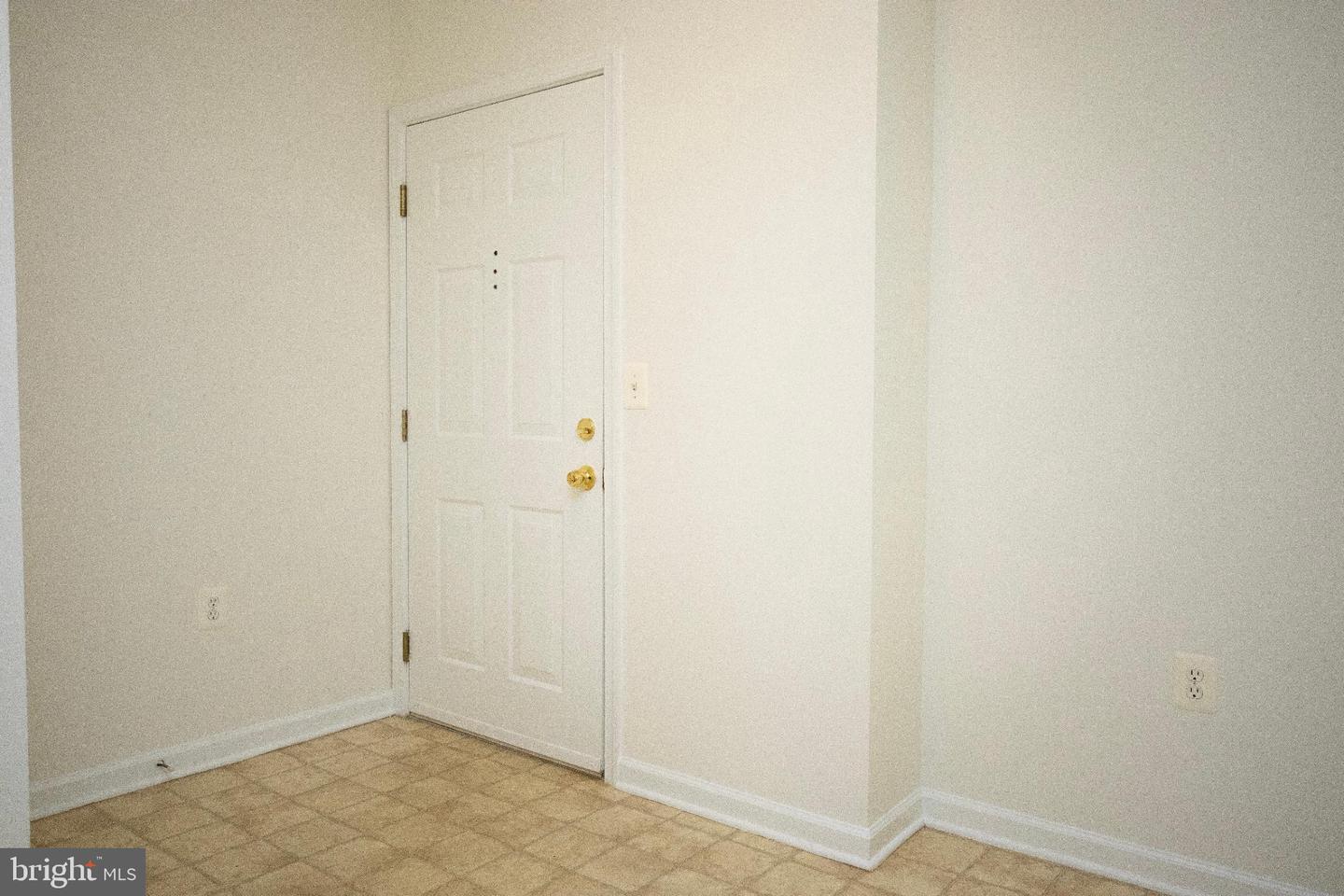 2 bedroom condo property image