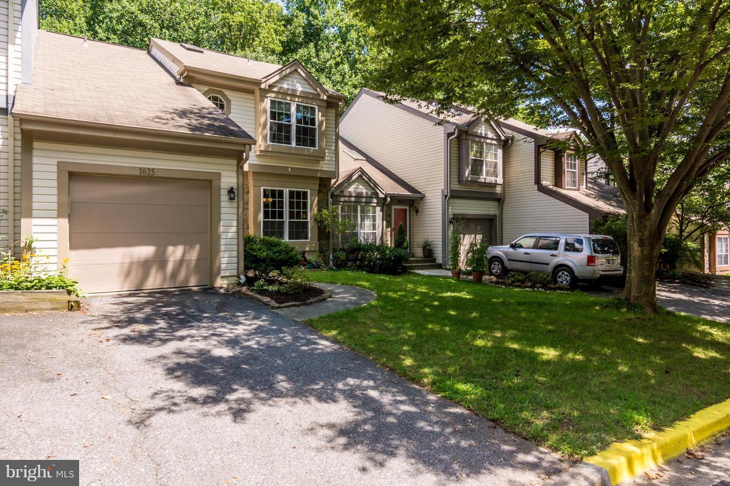 1625 Hugo Circle property image