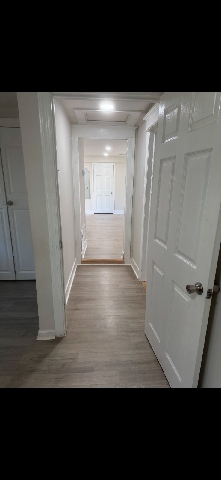 Single Family house, 3 bedroom 2 bath, driveway property image