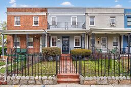 3 bedroom rowhome with detached 1-car garage property image