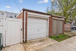 3 bedroom rowhome with detached 1-car garage property image
