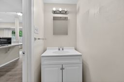 3 bedroom townhouse property image
