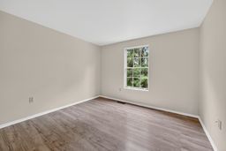 3 bedroom townhouse property image