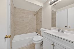 3 bedroom townhouse property image