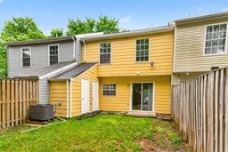 3 bedroom townhouse property image