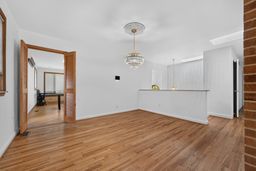 4 bedroom house with 1 car garage property image